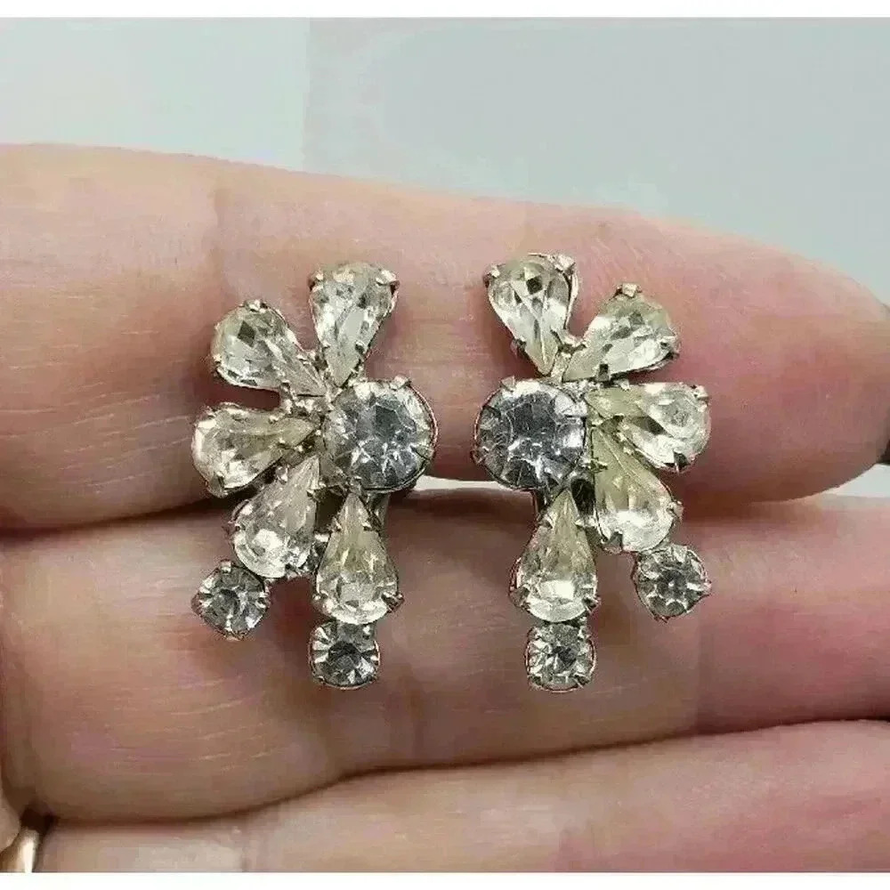 Vintage Earrings Clear Rhinestone Clip Clear Half Flower Star Bride Statement - Picture 8 of 10